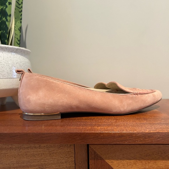 Jones New York Pink Suede Flat Shoes, size 10 NWOT - Picture 2 of 5